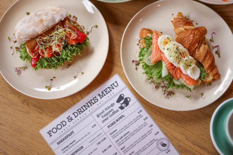 Makanan Lokal dan Transportasi Umum, Kunci Traveling Hemat