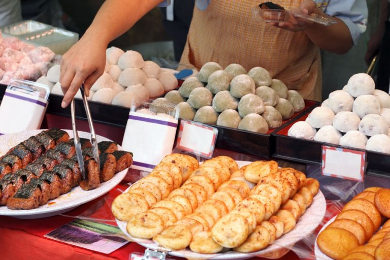 Mengoptimalkan Liburan dengan Berburu Street Food Lokal, Tips Hemat dan Nikmat