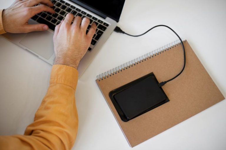 Tips dan Trik Teknologi, Mengoptimalkan Baterai Laptop untuk Penggunaan Lebih Lama