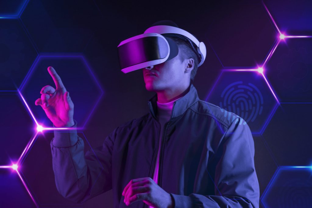 Menyelami Dunia Virtual dengan Teknologi Haptic Feedback