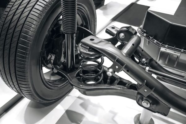 Cara Memeriksa Kaki-Kaki dan Suspensi Mobil untuk Keamanan dan Kenyamanan