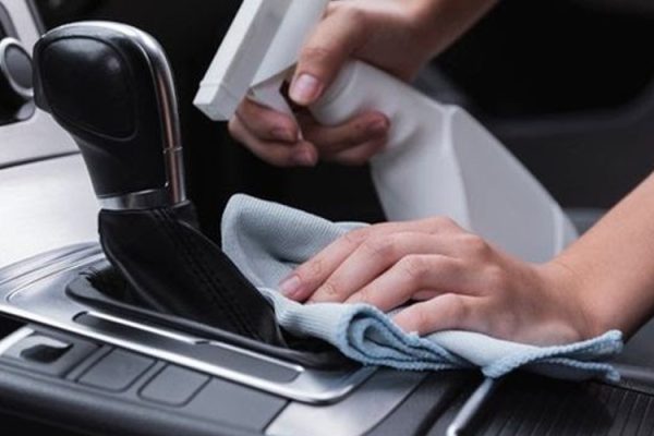 Bersihkan Interior Mobil, Panduan Praktis untuk Kabin yang Bersih dan Nyaman